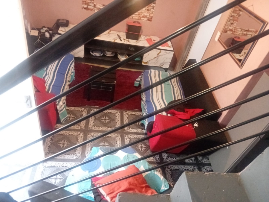 2 Bedroom Property for Sale in Kwanonqaba Western Cape